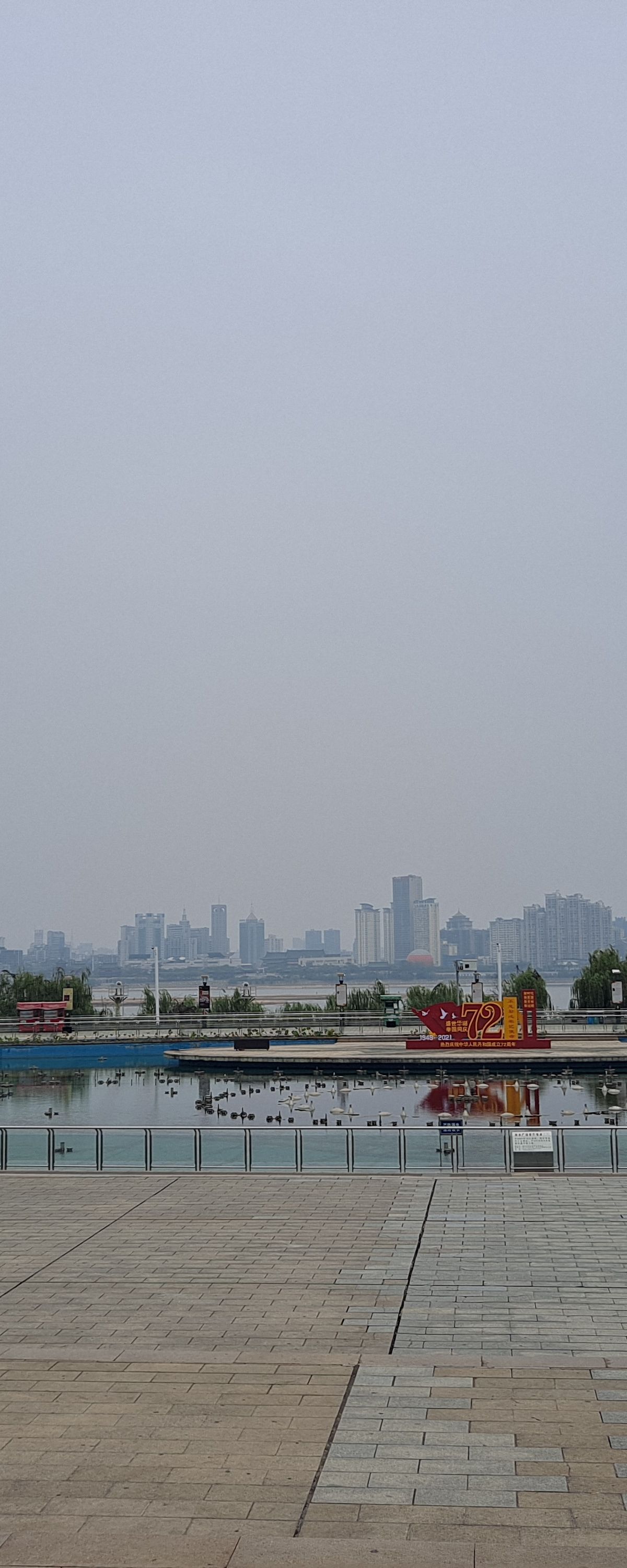 Qiushui Square on the Honggutan riverfront in Nanchang, home to the evening musical fountain show